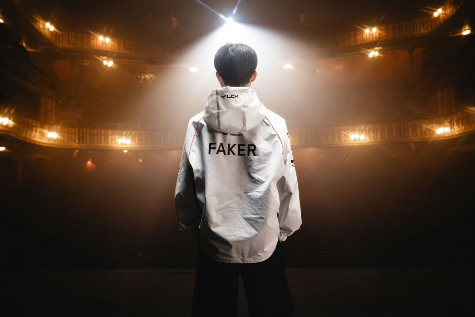 G2发文自称是卡合同的合同监狱