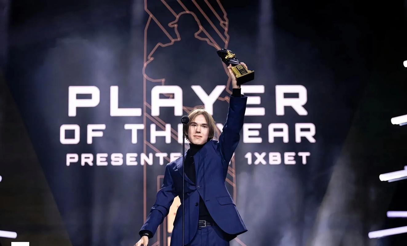 2025全球总决赛小组赛赛程更新，FPX、RNG明天迎首秀